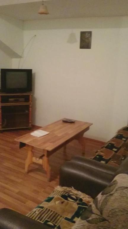 N&N Guest House Mestia Luaran gambar