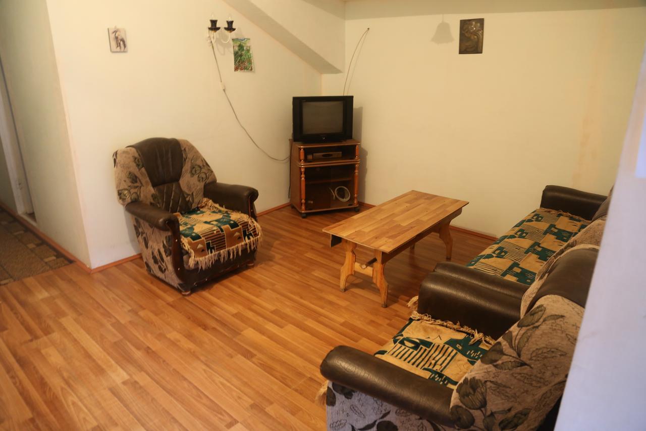 N&N Guest House Mestia Luaran gambar